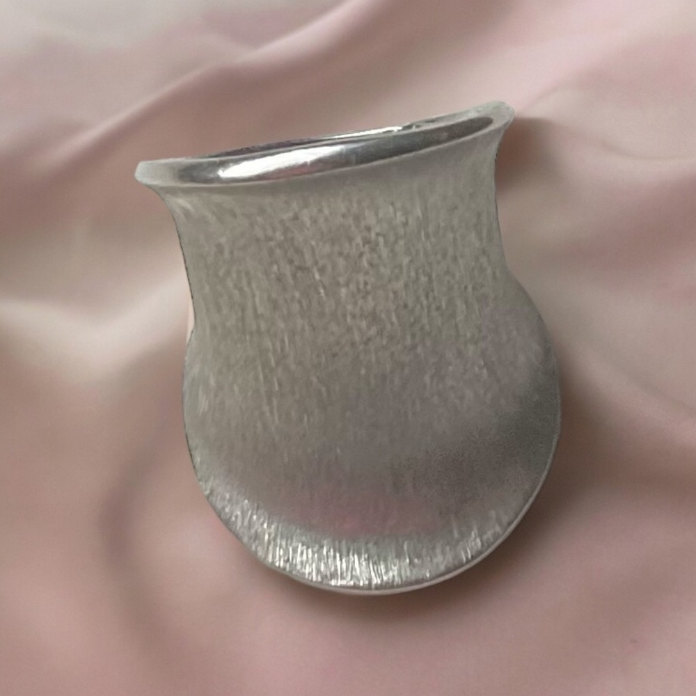 JCM BRUSHED ITALIAN STERLING SILVER SADDLE STATEMENT RING - 6